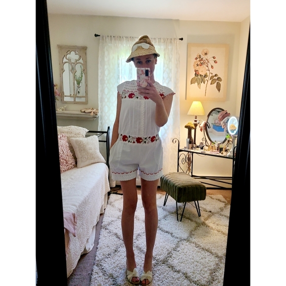 Vintage embroidered romper - Picture 3 of 4